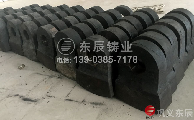立式碎石機錘頭